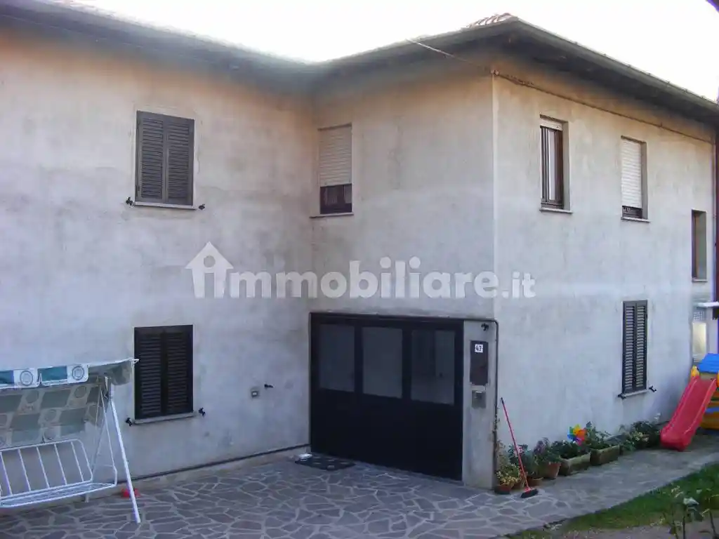 Rustico - Casale in vendita a Taino