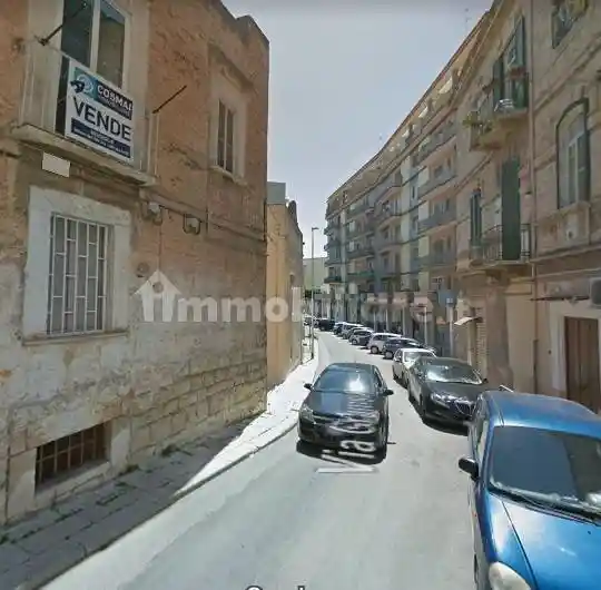 Palazzo - Edificio in vendita a Bisceglie