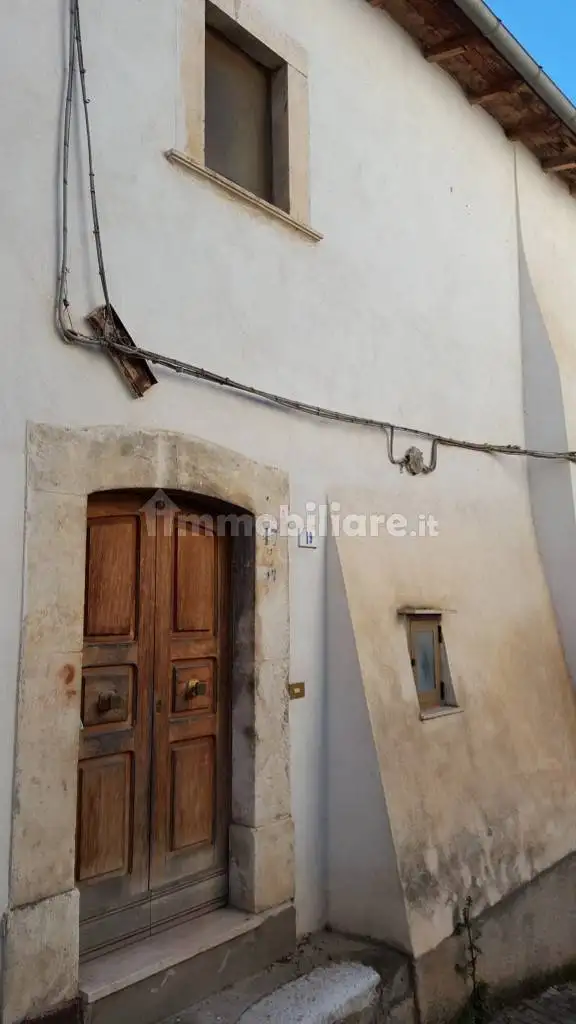 Villa in vendita a Prata d'Ansidonia