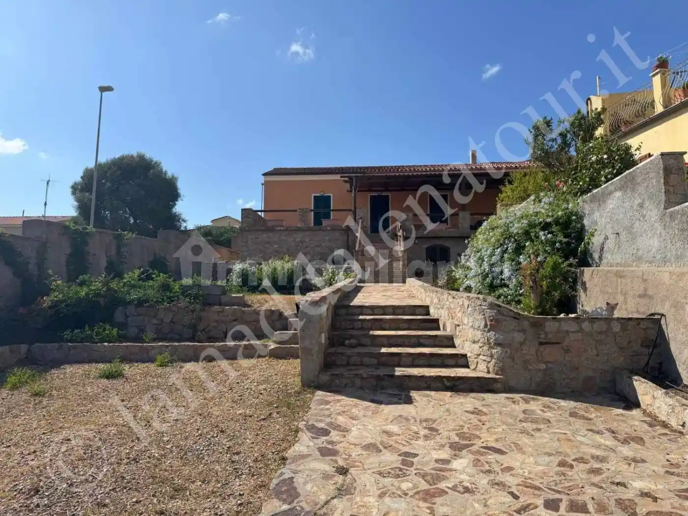 Casa indipendente in vendita a La Maddalena