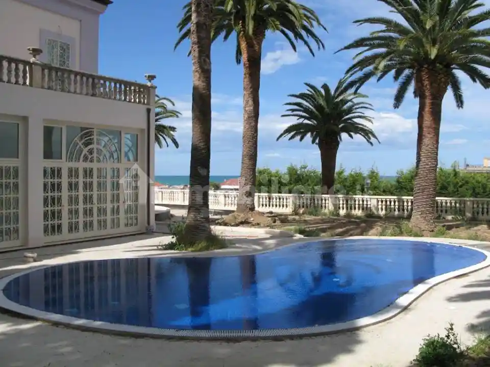 Villa in vendita a Silvi