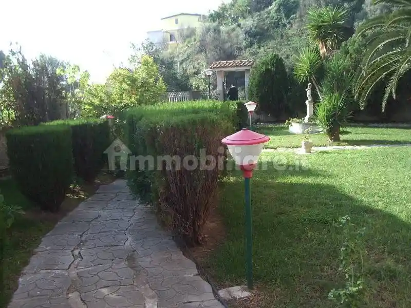 Villa unifamiliare Strada Statale 106 Jonica 112, Villaggio Gebiola Porto Rhoca, Squillace - foto 3