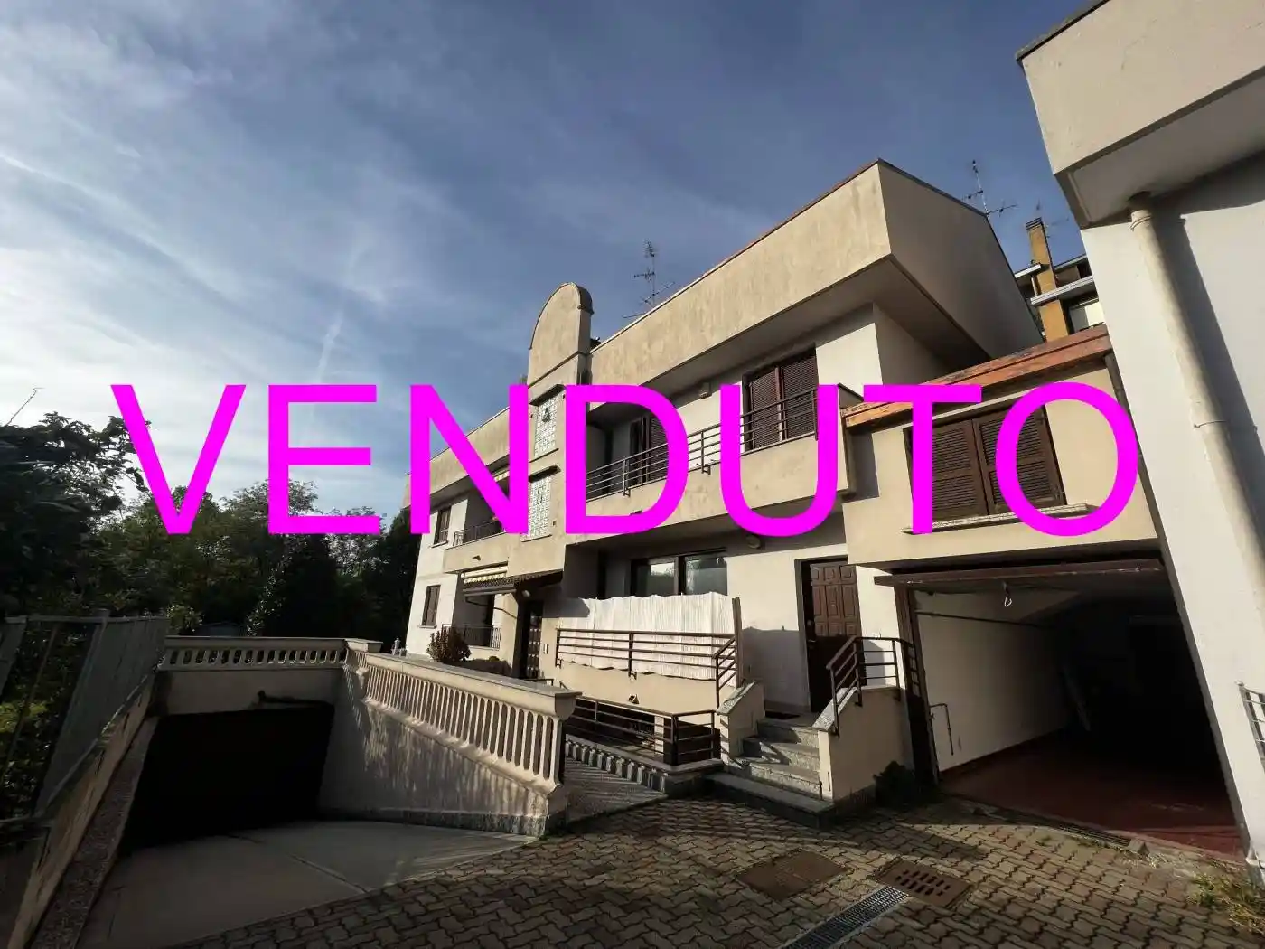 Villa in vendita a Garbagnate Milanese