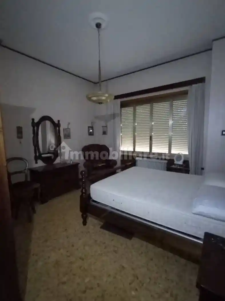 Quadrilocale viale Giuseppe Mazzini 33, Centro, Sulmona - foto 2