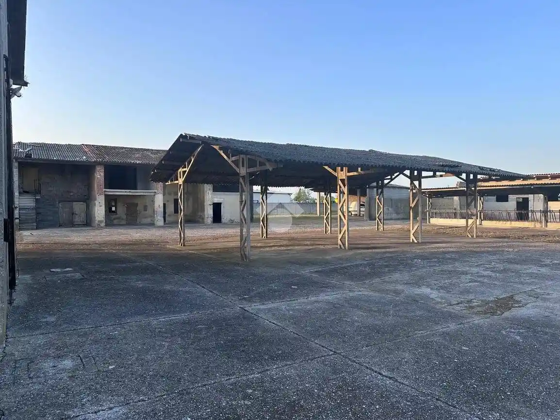 Casa indipendente in vendita a Leno