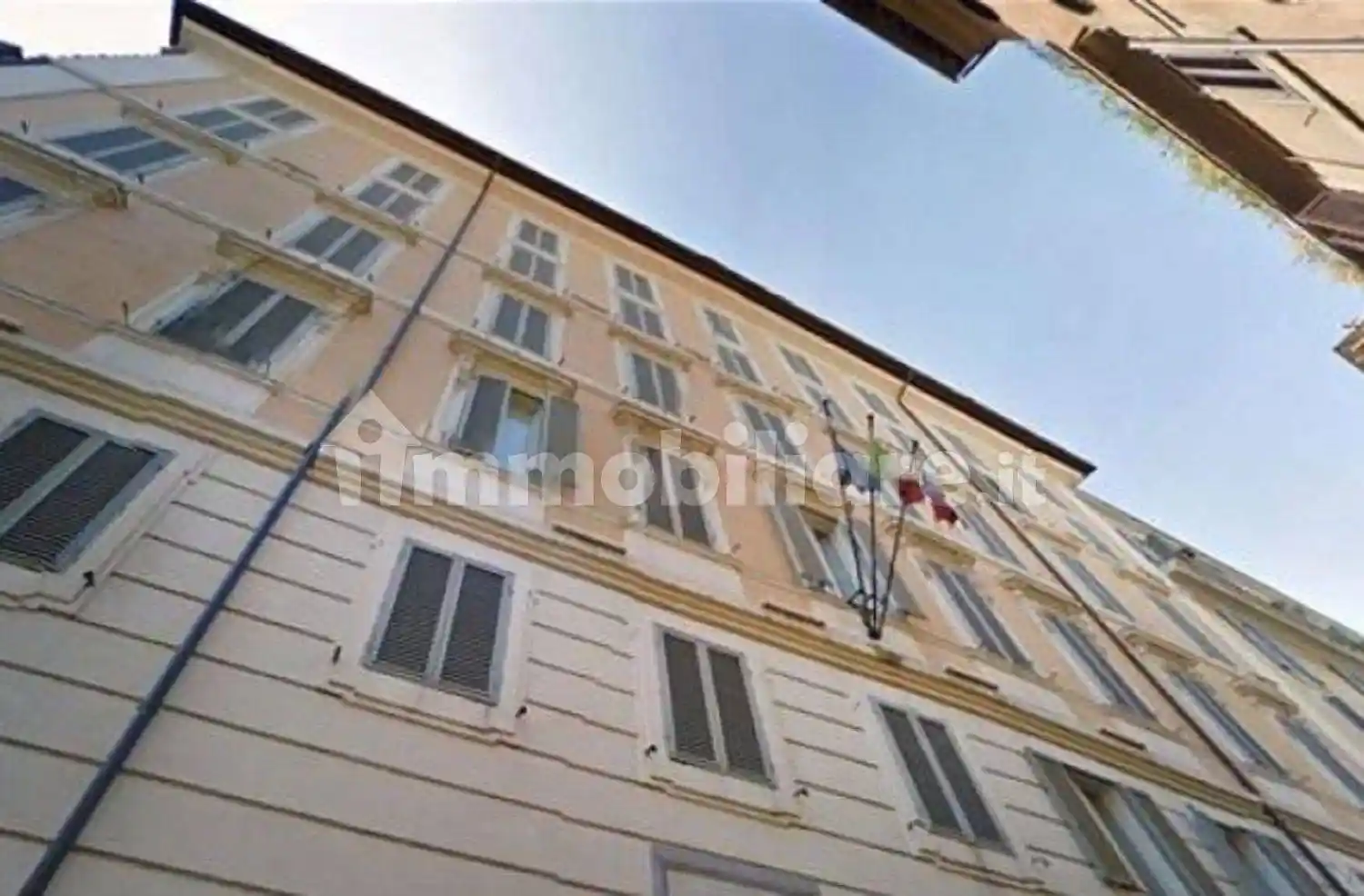 Palazzo - Edificio in vendita a Roma