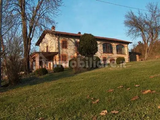 Rustico - Casale in vendita a Cereseto