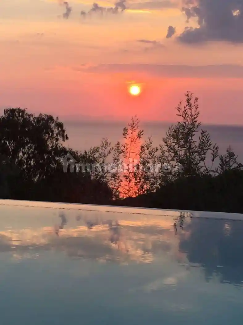 Villa in vendita a Marciana