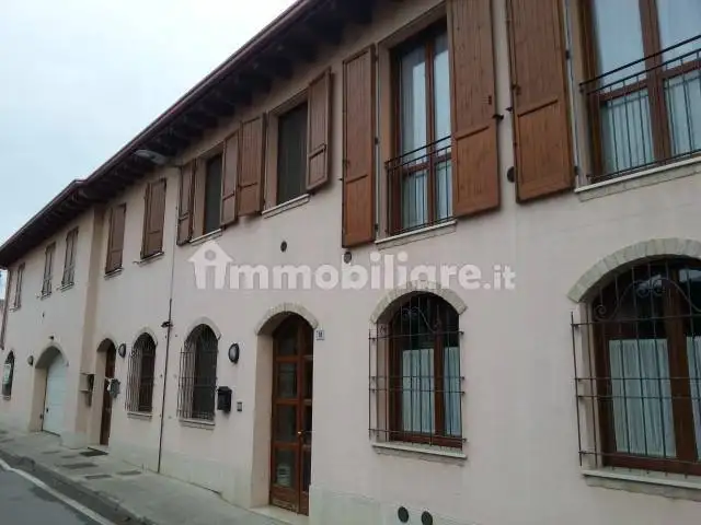 Appartamento in vendita a Casalmoro