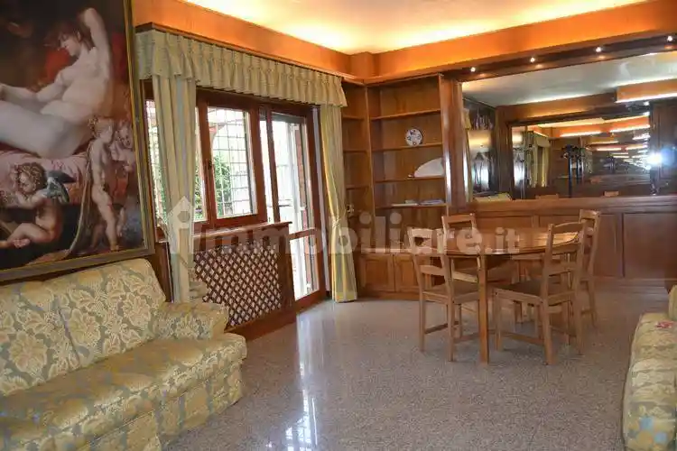 Villa a schiera 5 locali, buono stato, Morena, Roma - foto 2