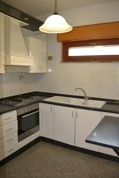 Villa a schiera 5 locali, buono stato, Morena, Roma - foto 5