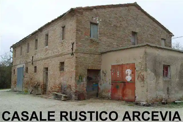 Rustico - Casale in vendita a Arcevia