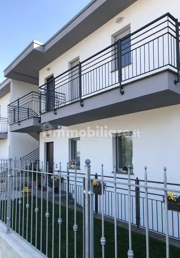 Casa indipendente in vendita a San Severino Marche