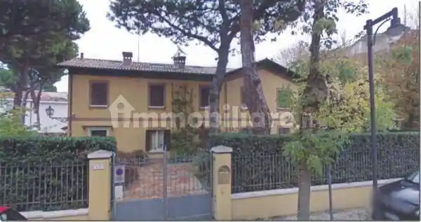 Villa in asta a Cesenatico