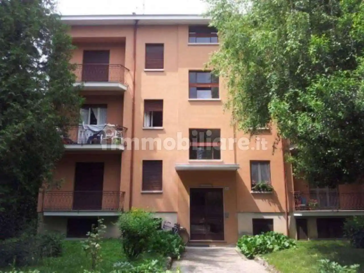 Appartamento in vendita a Carnago