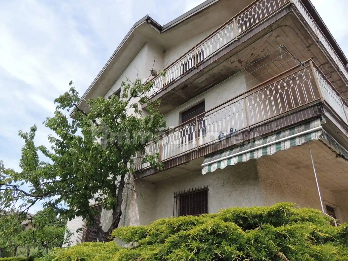 Villa in vendita a Lerma