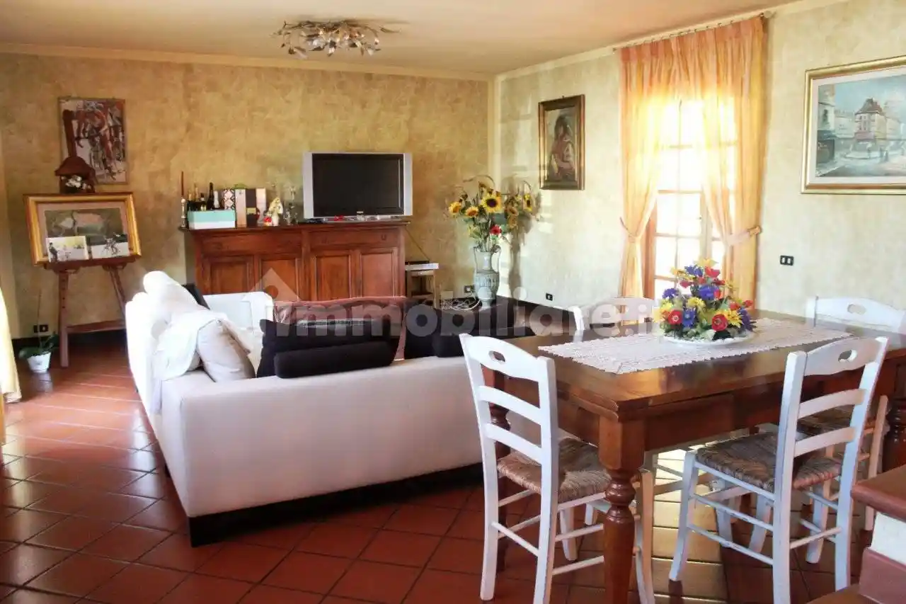 Villa in vendita a Altopascio