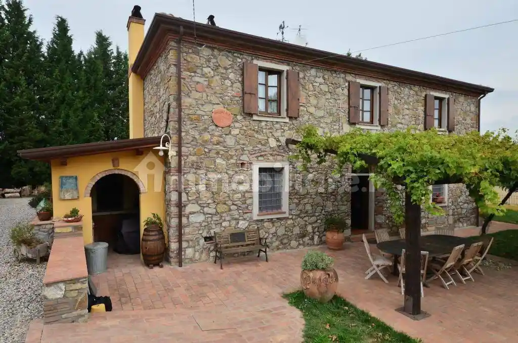 Rustico - Casale in vendita a Rosignano Marittimo