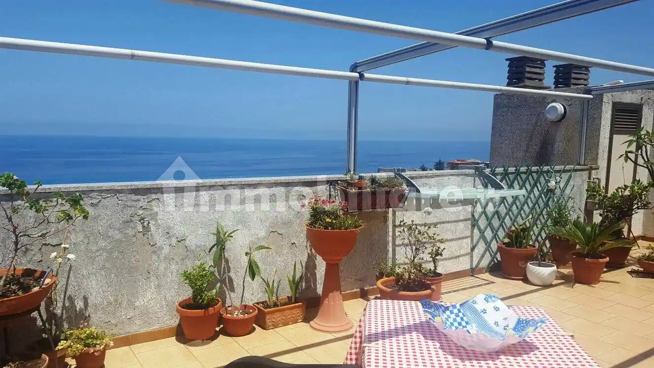 Attico buono stato, 110 m², Tropea - foto 2