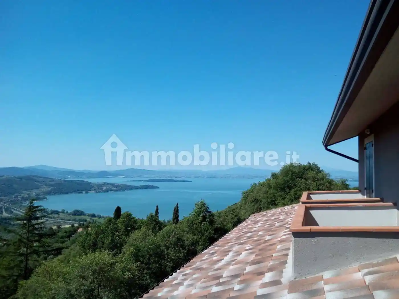 Villa in vendita a Passignano sul Trasimeno