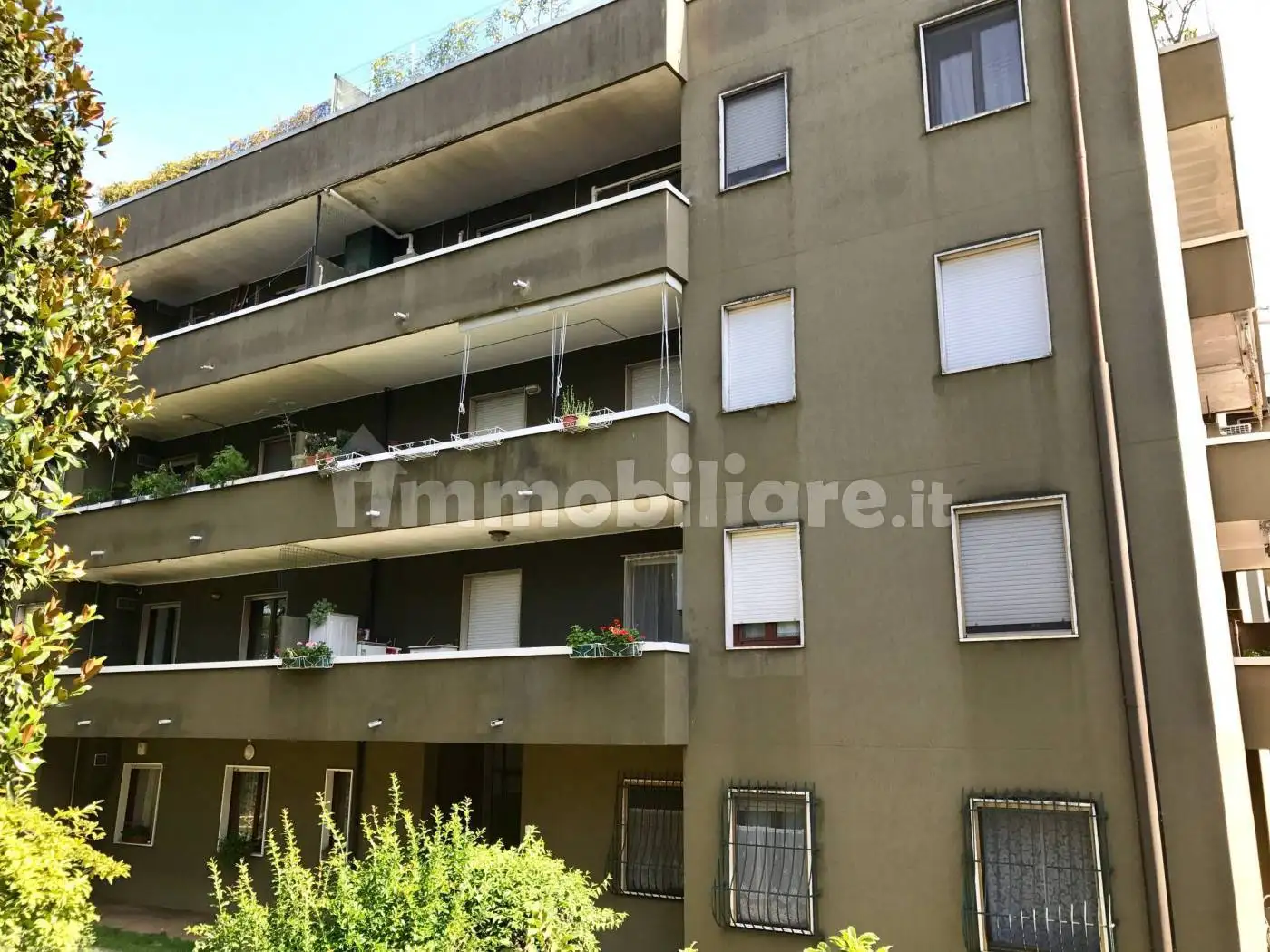 Appartamento in affitto a Carugate