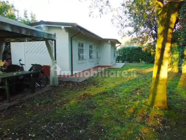 Villa in affitto a Forte dei Marmi