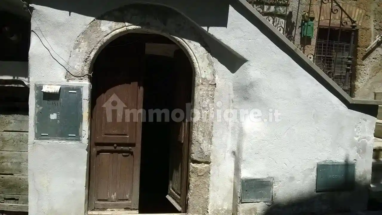 Appartamento in vendita a Corchiano