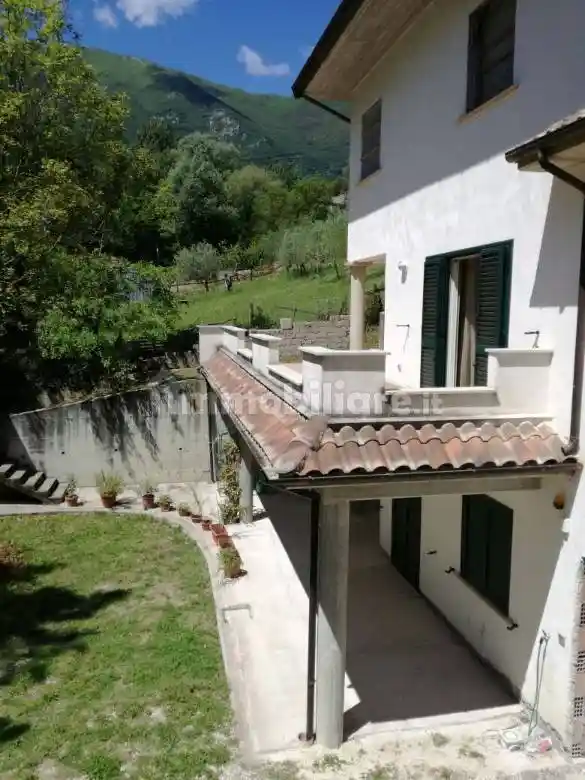 Villa unifamiliare via Roma, Centro, Civitella Roveto - foto 3