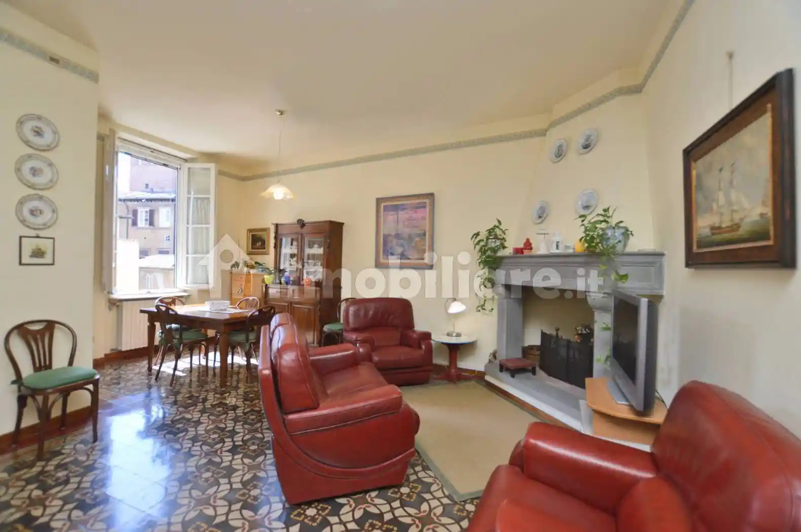 Appartamento in vendita a Lucca