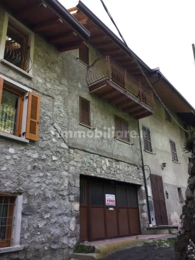 Casa indipendente in vendita a Losine