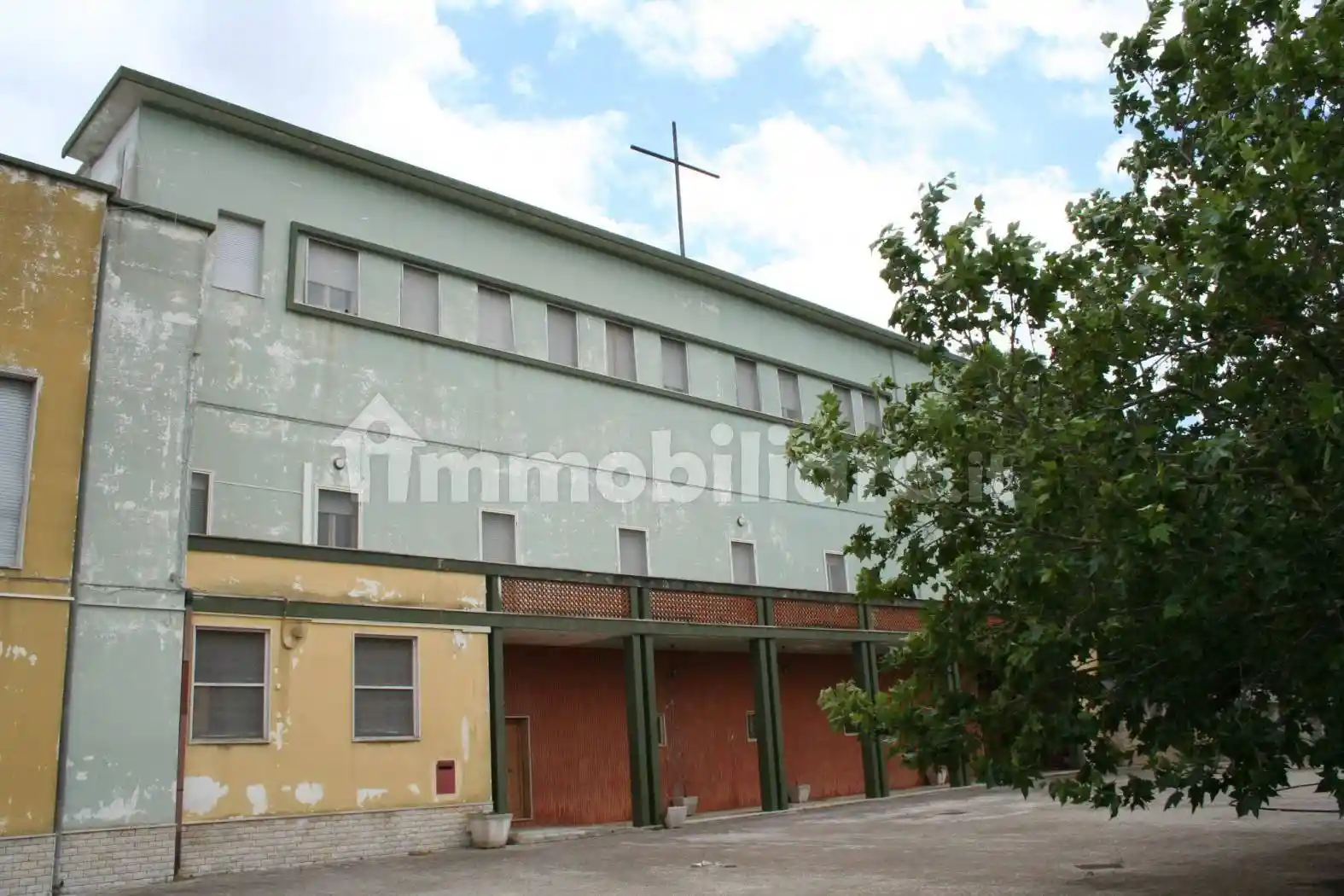 Palazzo - Edificio in vendita a Sannicola