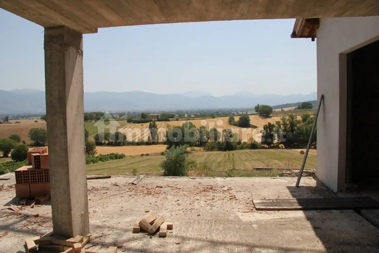 Rustico - Casale in vendita a Castel Ritaldi