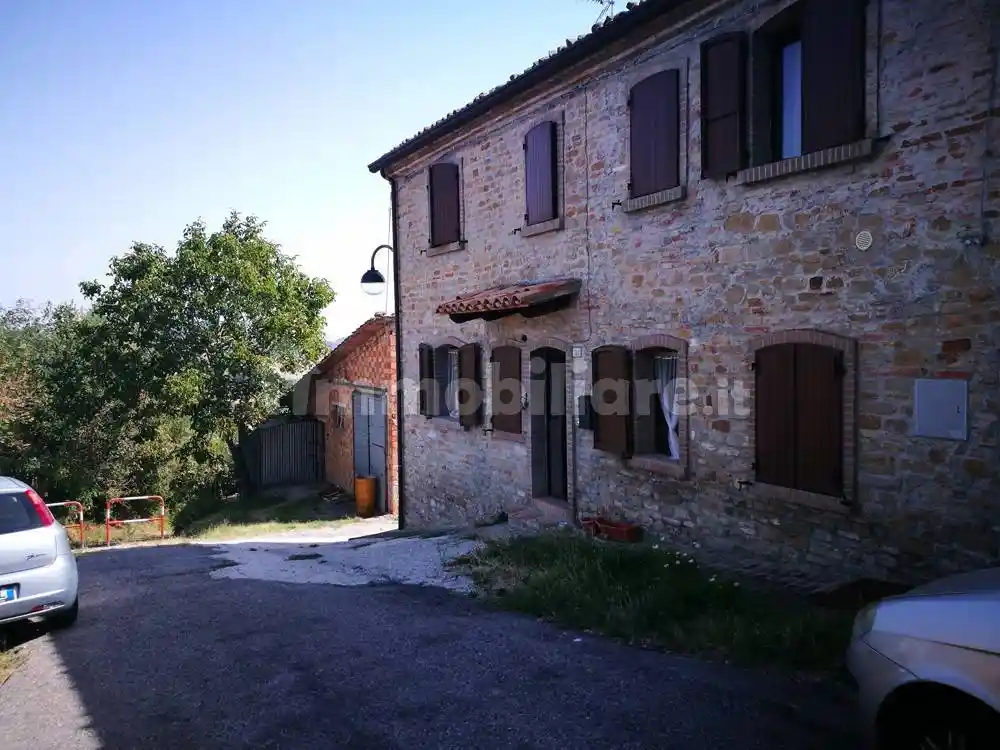 Casa indipendente in vendita a Tavoleto