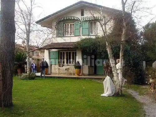 Villa in affitto a Forte dei Marmi