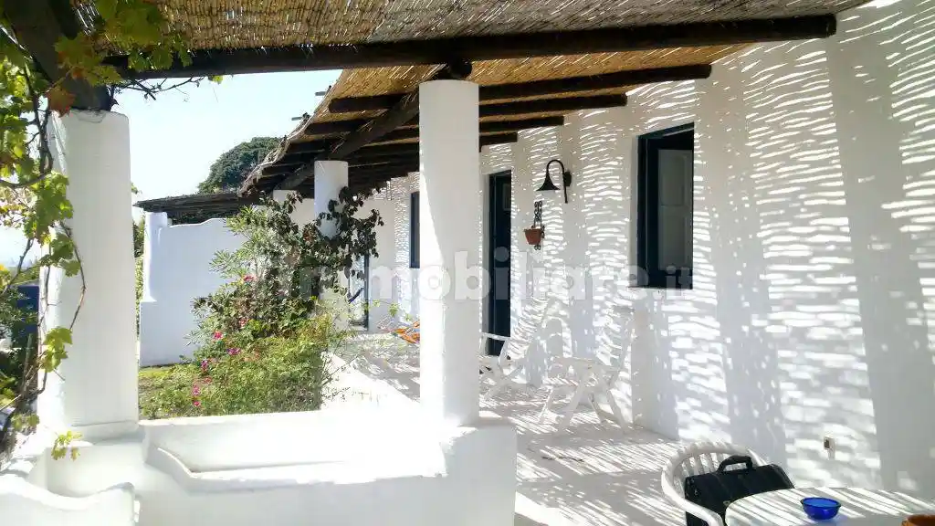 Villa in vendita a Lipari