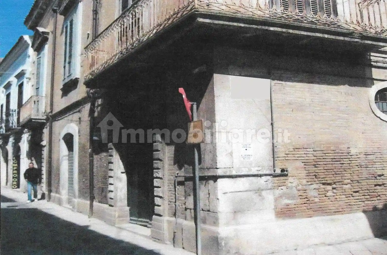 Palazzo - Edificio in vendita a Lucera