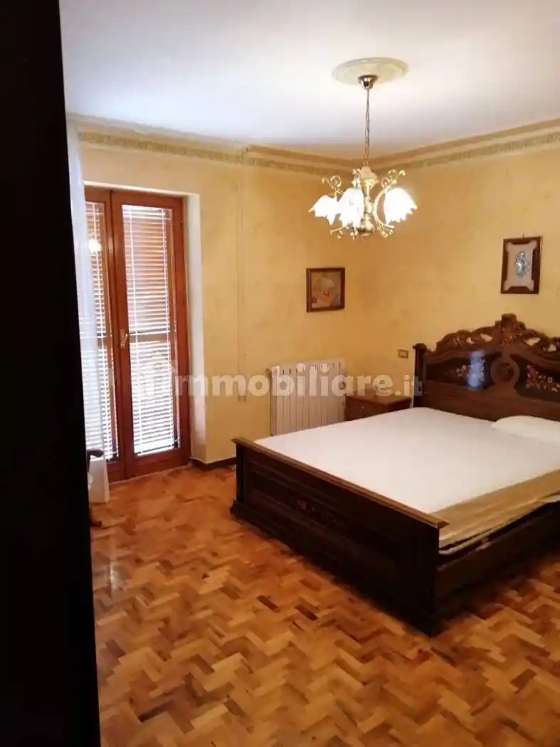 Quadrilocale via Gabriella Oliveti 2, Centro, Cotronei - foto 5