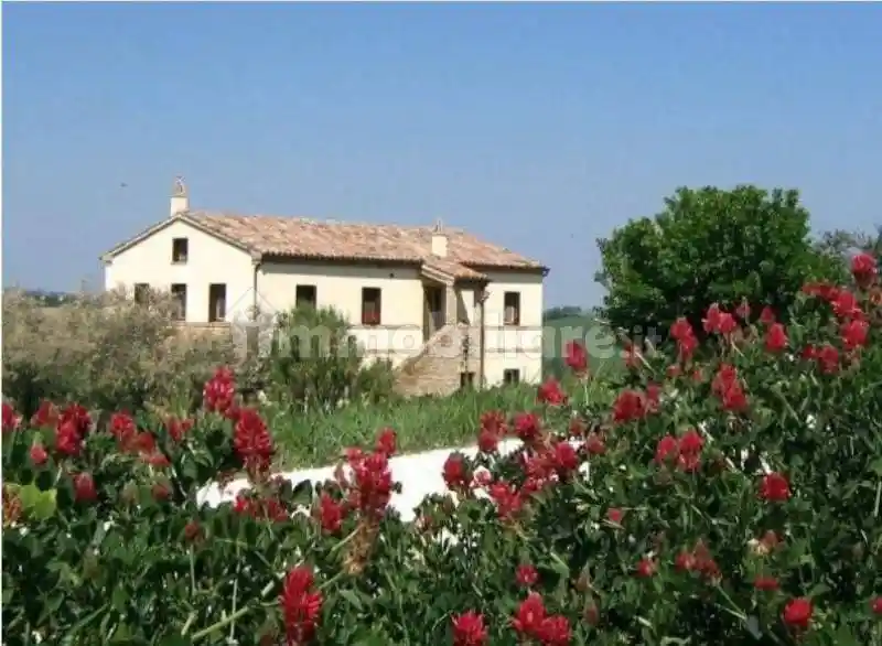 Rustico - Casale in vendita a Jesi