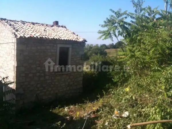 Rustico - Casale in vendita a Abbateggio