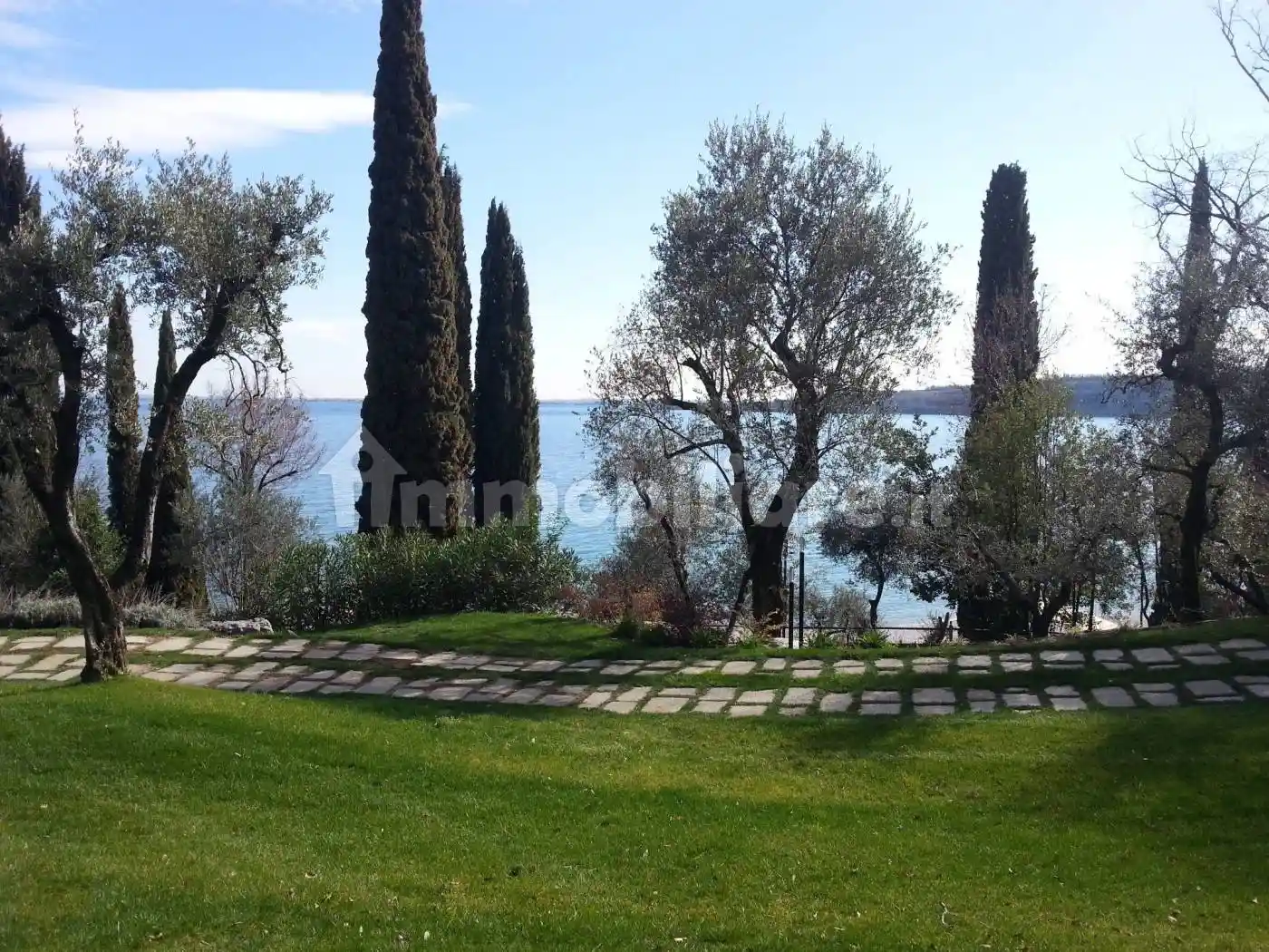 Villa in vendita a Padenghe sul Garda