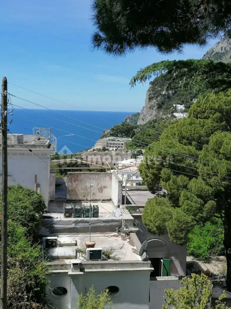 Appartamento in vendita a Capri
