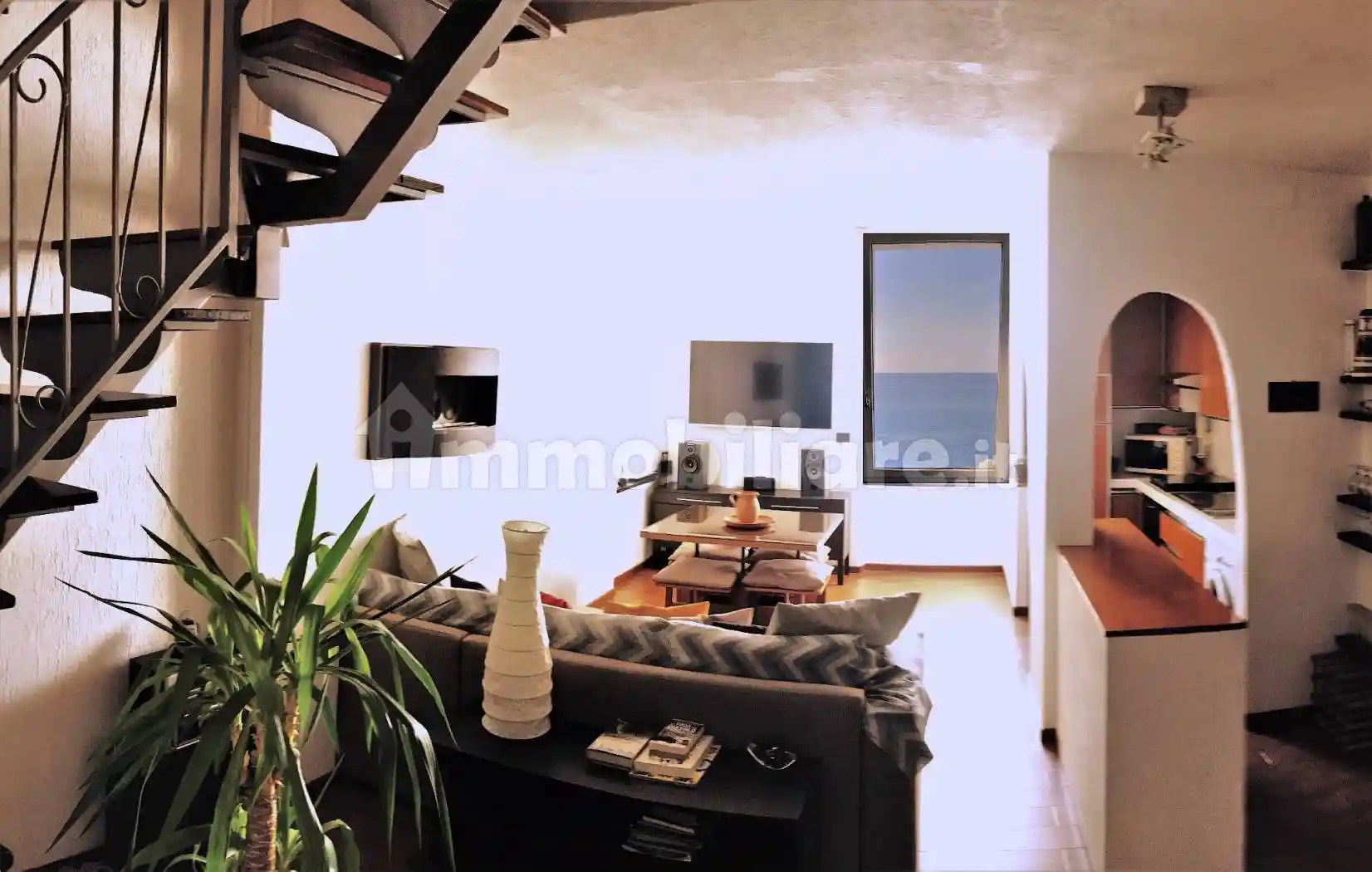 Appartamento in vendita a Genova