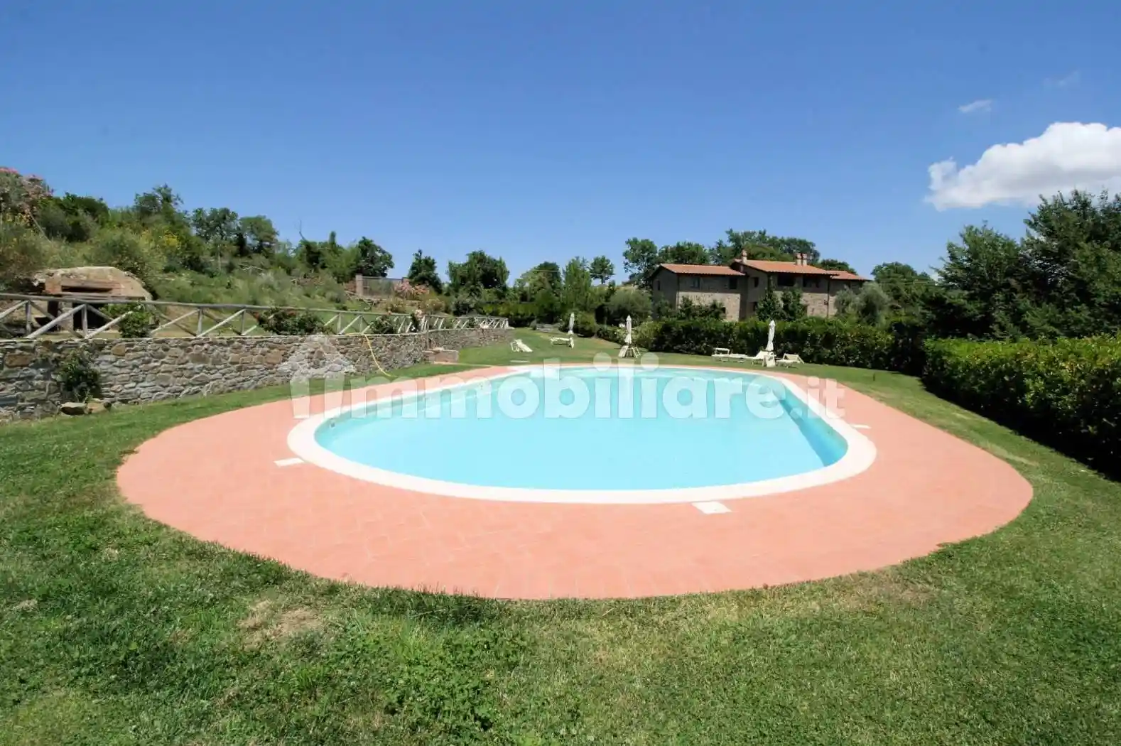 Rustico - Casale in vendita a Scansano