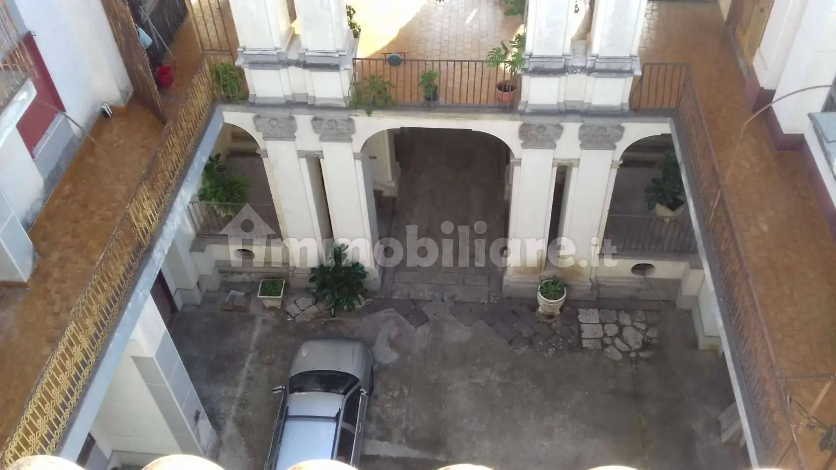 Palazzo - Edificio in vendita a Nola