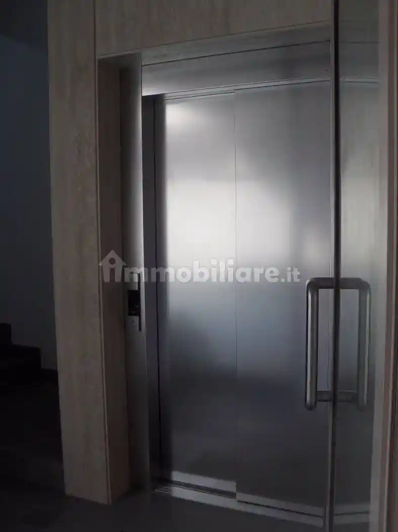 Bilocale ottimo stato, primo piano, Santa Valeria, Seregno - foto 4