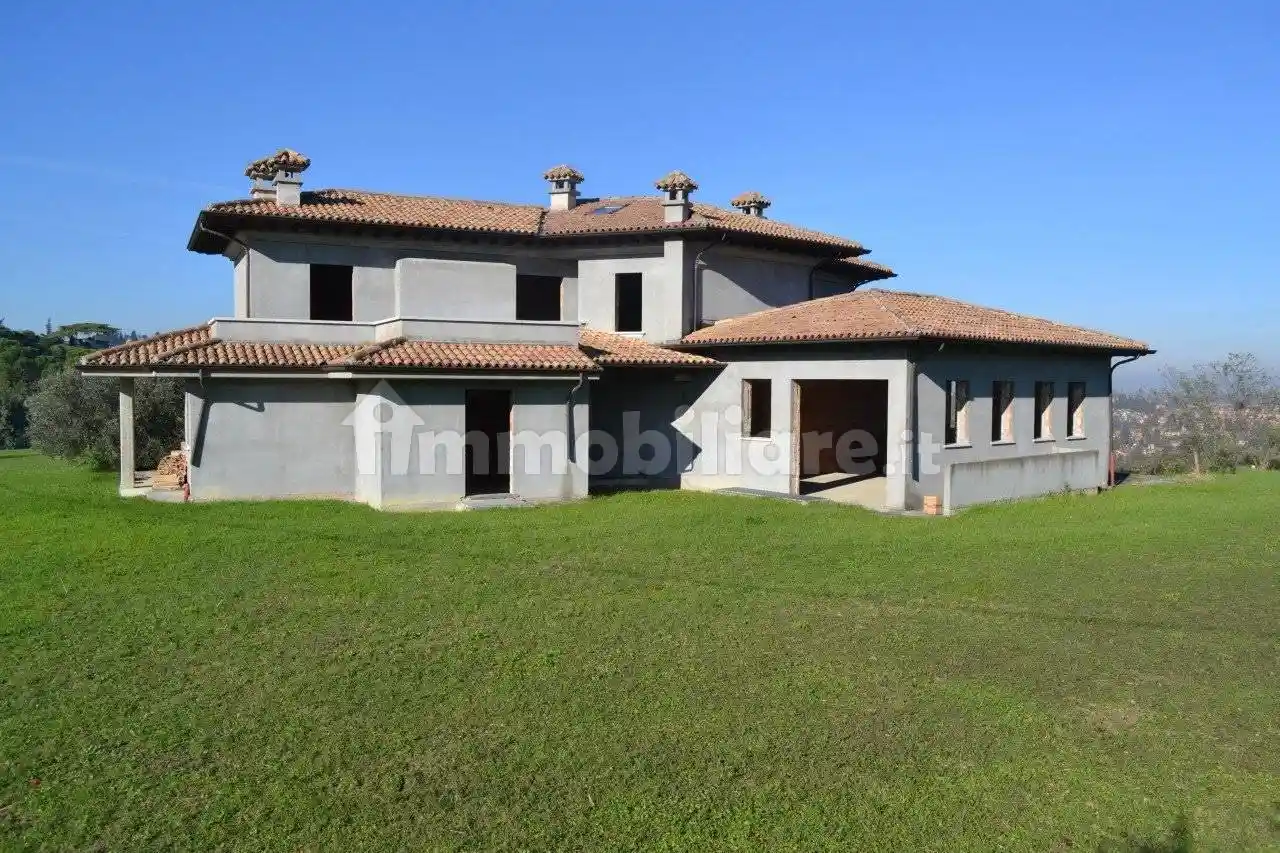 Villa in vendita a Cesena
