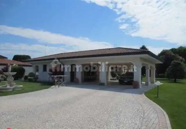 Villa in vendita a Cordenons