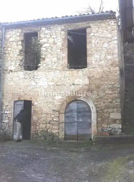 Casa indipendente in vendita a Prezza