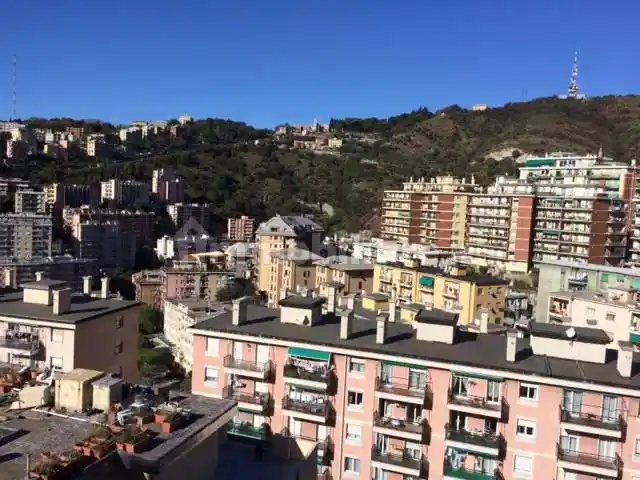 Appartamento in affitto a Genova