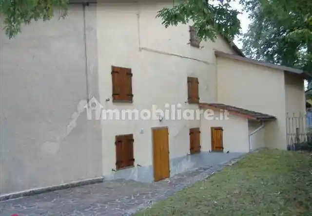 Casa indipendente in vendita a Firenzuola
